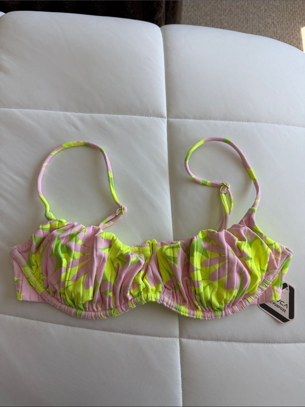 NWT RVCA Bikini Top